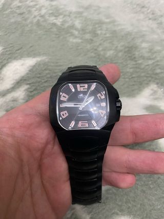 Reloj Lotus Negro