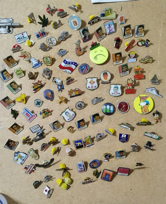 Lote de Pines Pins Coleccionables
