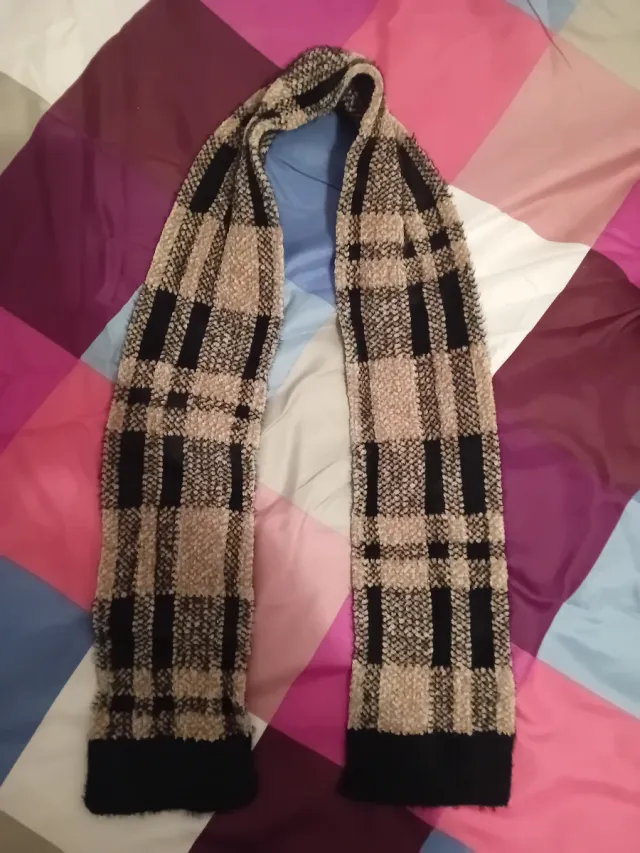 Conjunto Gorro, Bufanda y Manoplas Cuadros