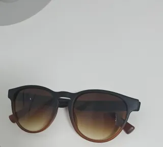 Gafas sol Hawkers, muy poco uso.