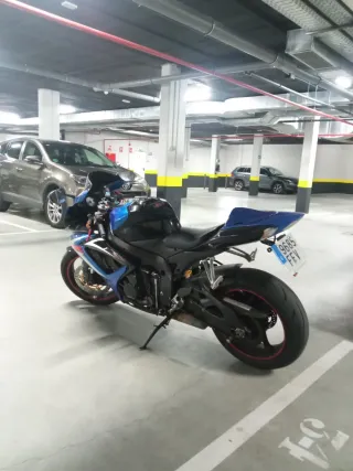 Suzuki GSXR 600