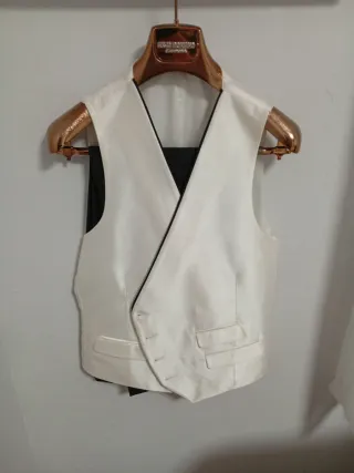 Traje de novio negro