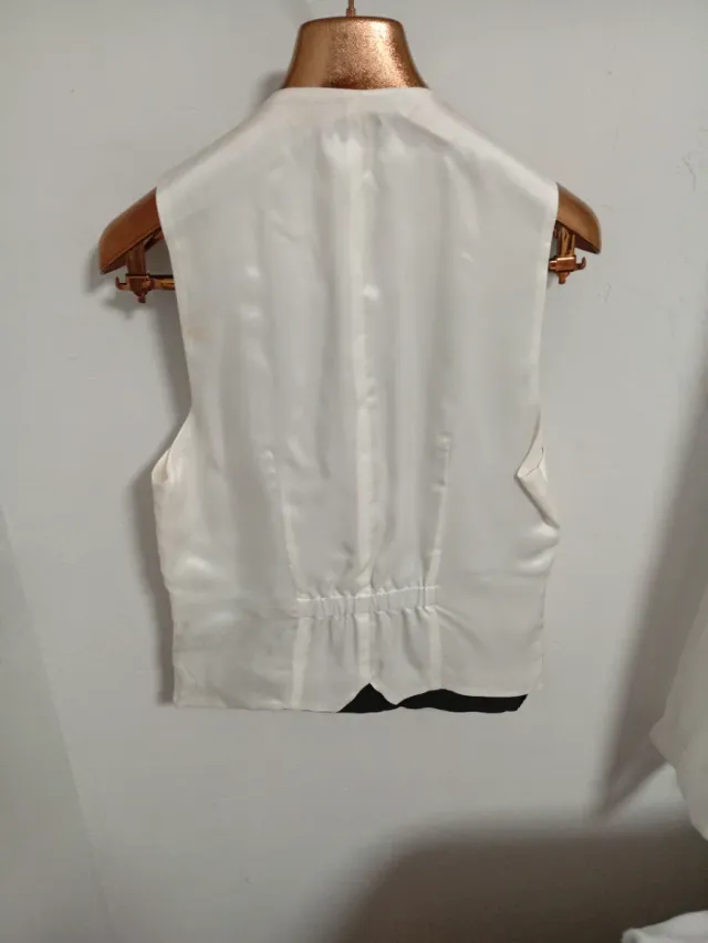 Traje de novio negro