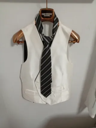 Traje de novio negro