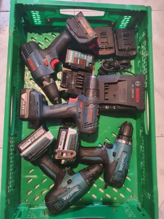 Lote de taladros Bosch y Makita