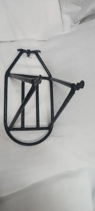 Portaequipajes de varillas para bicicleta