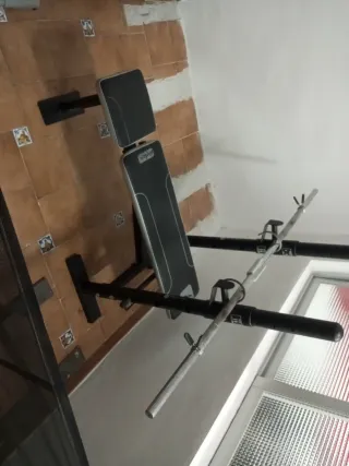 Banco musculación y barra
