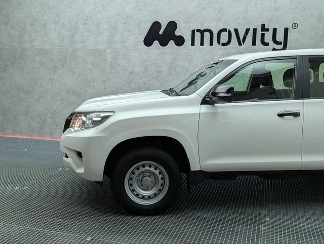 TOYOTA LAND CRUISER 2.8 D-4D 7PL GX 177CV