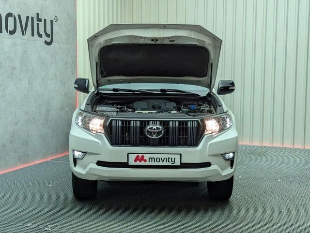 TOYOTA LAND CRUISER 2.8 D-4D 7PL GX 177CV