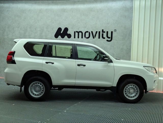 TOYOTA LAND CRUISER 2.8 D-4D 7PL GX 177CV