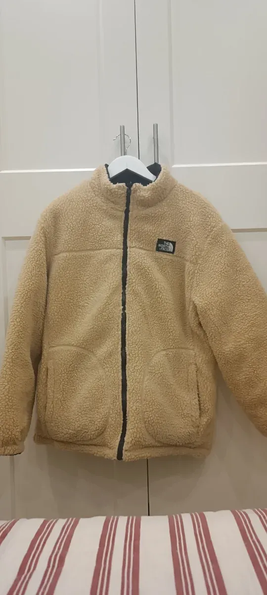 Chamarra The North Face Negra reversible