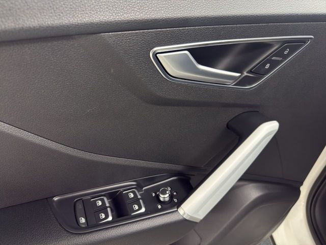 Audi Q2 Design 30 TDI 115 c.v