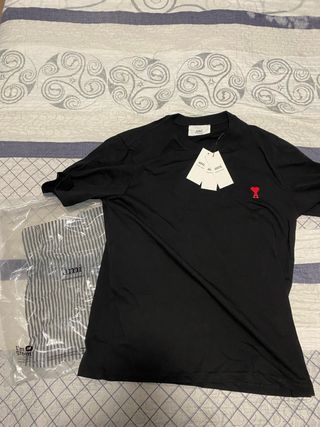 T-shirt Ami Paris Preta