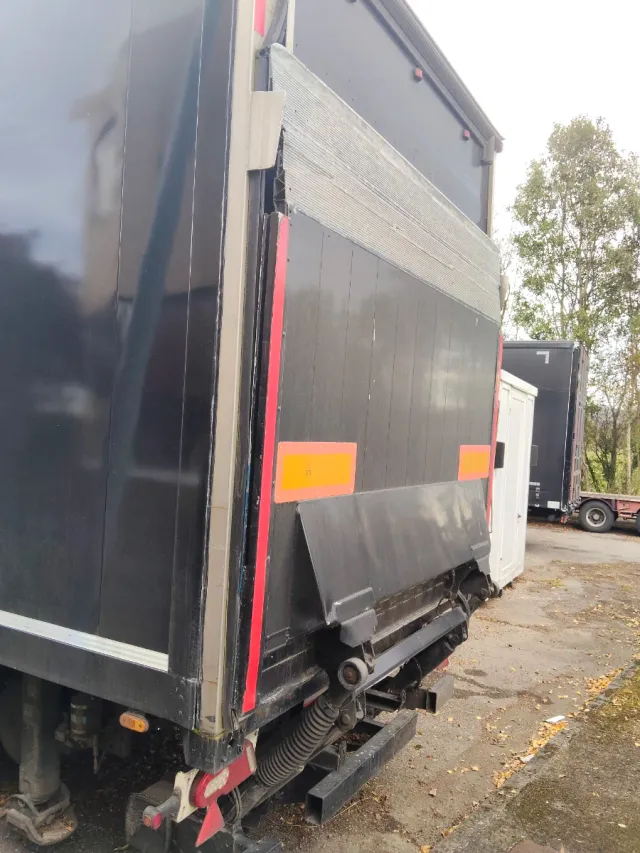 Remolque Smith Negro