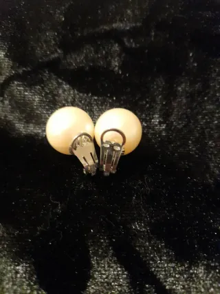 Pendientes antiguos perla