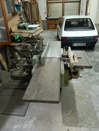 Maquina para trabajar de carpintero de madera