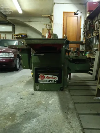 Maquina para trabajar de carpintero de madera