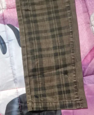 Pantaloni donna fantasia a quadri