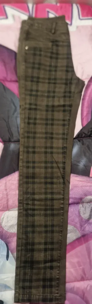 Pantaloni donna fantasia a quadri