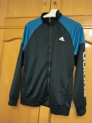 Chaqueta Adidas Negra y Azul