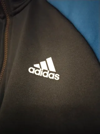 Chaqueta Adidas Negra y Azul