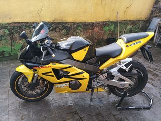 Honda CBR954R