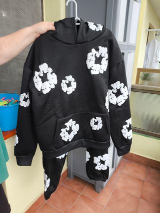 Conjunto Sudadera y Pantalón Denim Tears