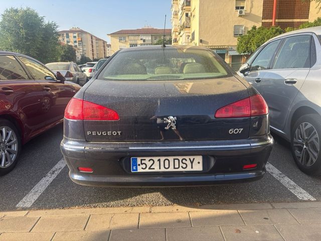 Peugeot 607 2005