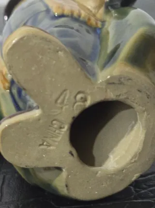 Figura porcelana China niño con farol