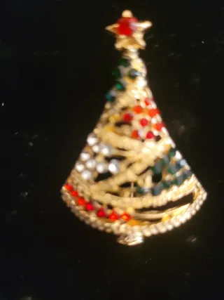 Spilla albero di Natale con strass