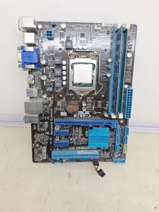 PLACA BASE DE ORDENADOR