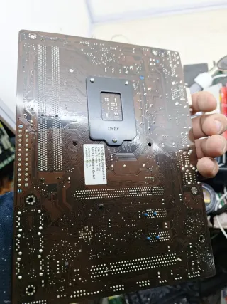 PLACA BASE DE ORDENADOR