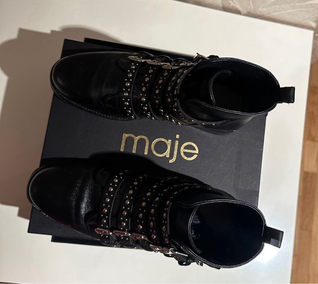 Botines Maje Piel Negros Hebillas Tachuelas