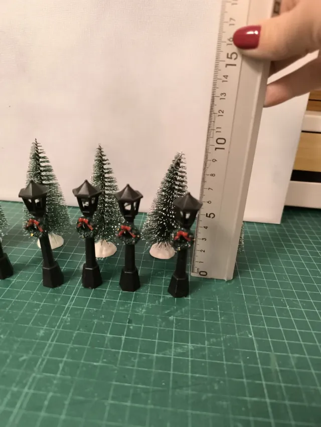 Decorazioni per villaggio natalizio