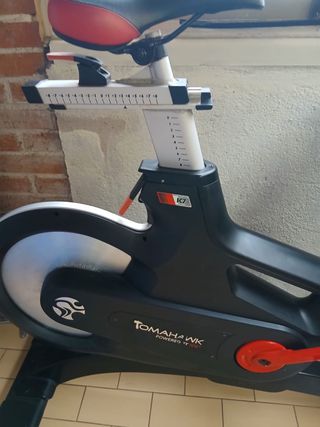Bicicleta Estática Tomahawk IC7