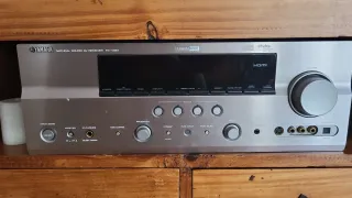 Receptor AV y Altavoces Pure Acoustics Supernova 8