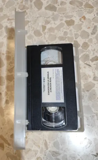 Película VHS Chicken Run: Evasión en la Granja