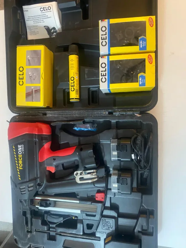 Clavadora Force One Celo