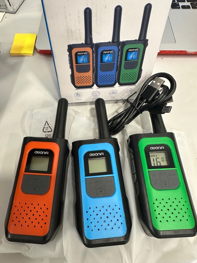 Walkie Talkies AWANFI (Naranja, Azul, Verde)