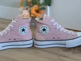 Converse con plataforma talla 39 color rosa