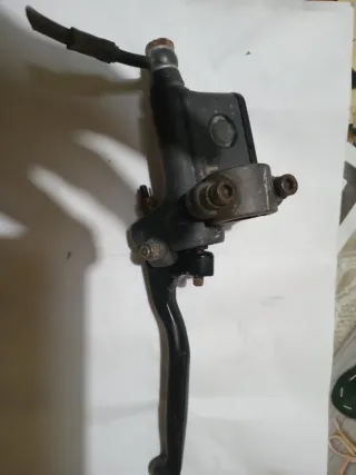 Bombin de freno hidráulica