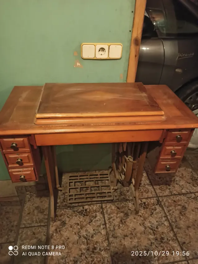 Mueble màquina de coser