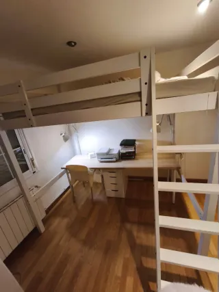 Letto a soppalco Ikea Storå + scrivania + cassettiera