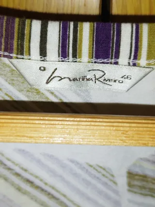 Camiseta / Top Manga Corta - Marina Rivero T. 46