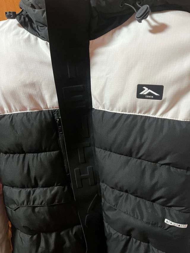 Cazadora niño negra y blanca talla 14