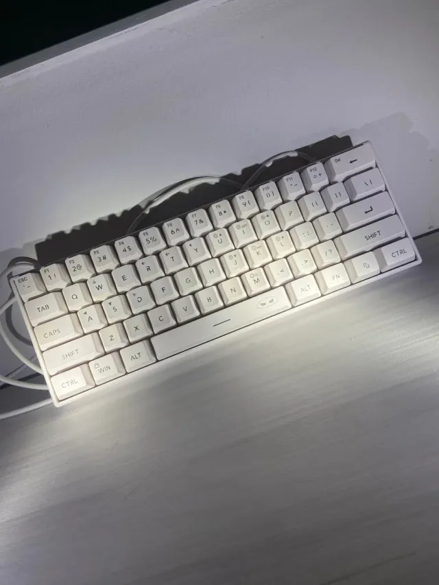 Teclado Gamer Mecánico 60%