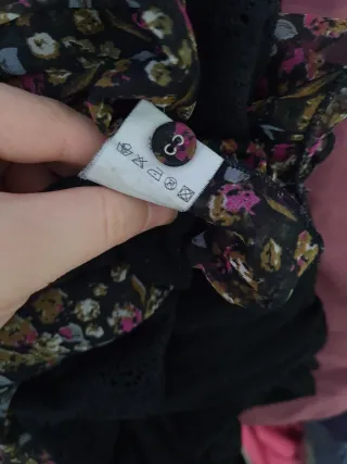 Cárdigan con blusa floral integrada