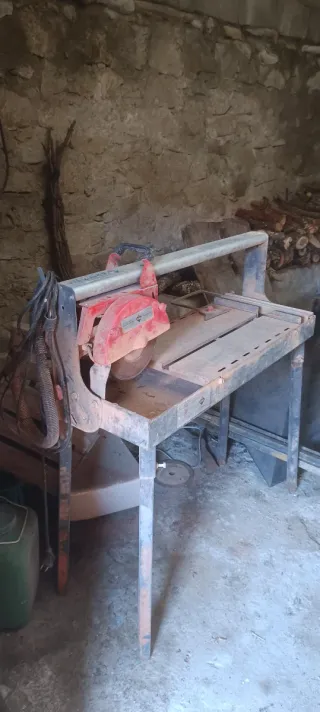 Cortadora de azulejos profesional Rubí de agua