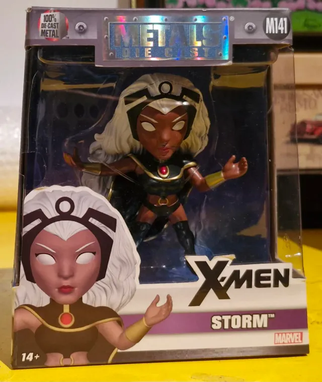 Muñeco Storm X-Men Metals Die-Cast M141