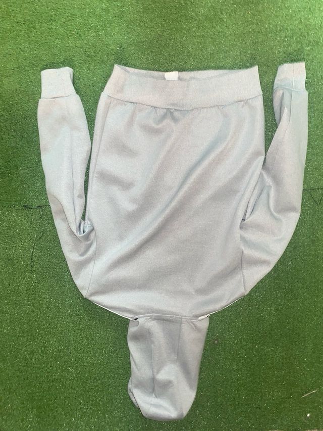 Completino EA7 grigio e bianco